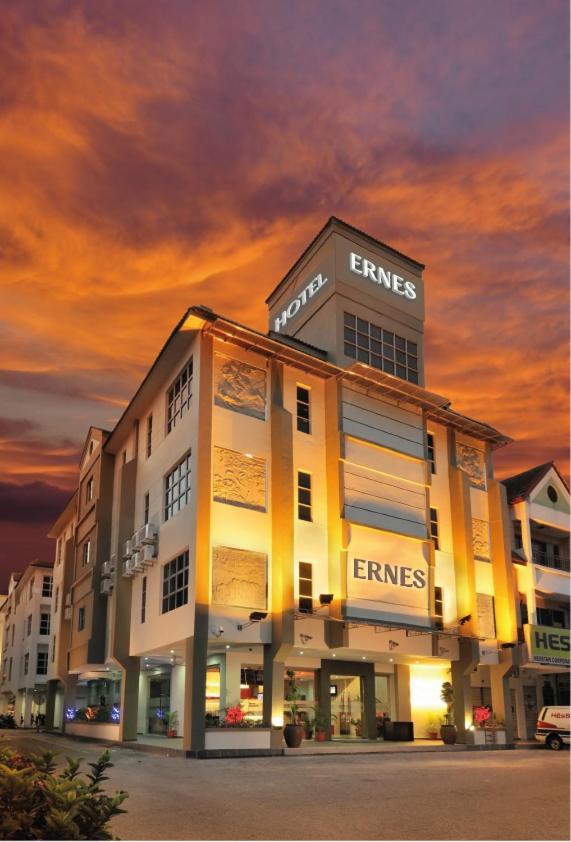 Ernes Hotel Perai Exterior foto